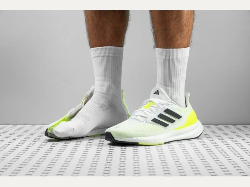adidas Pureboost 23