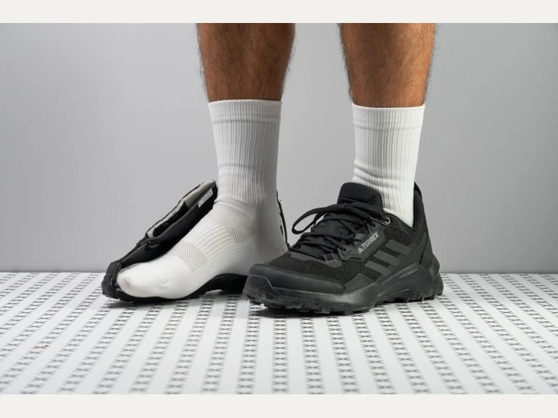 adidas Terrex AX4