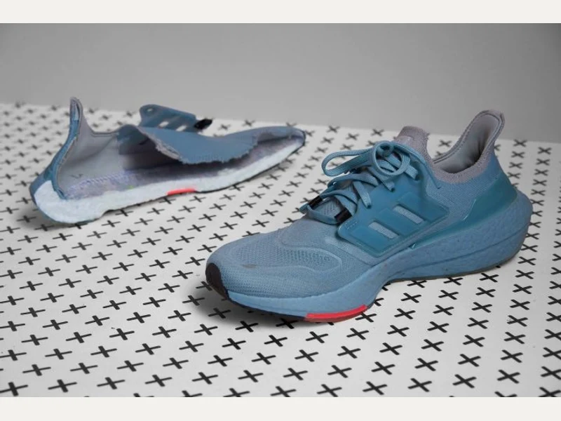 adidas Ultraboost 22