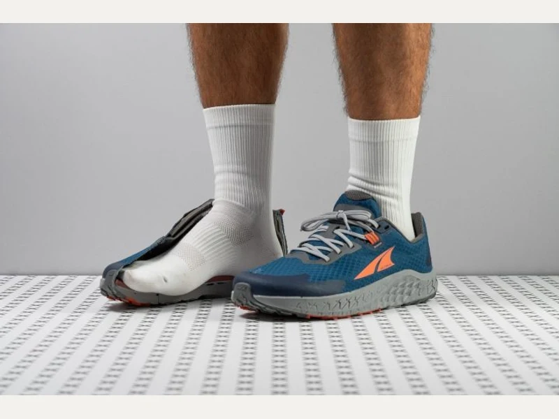 Altra Outroad 3