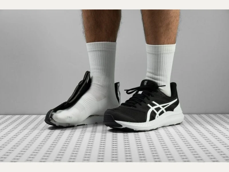 ASICS Jolt 4