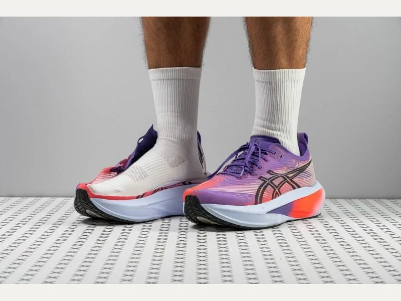 ASICS Megablast