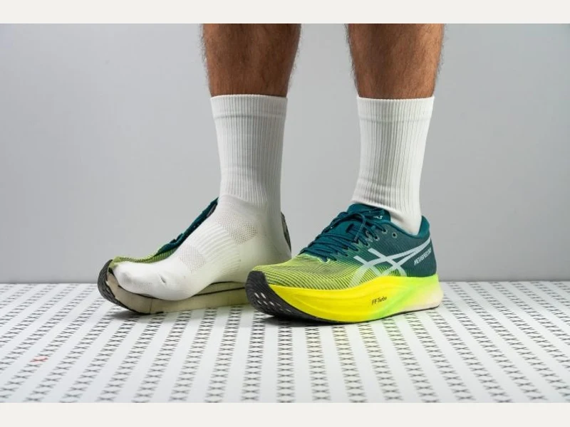 ASICS Metaspeed SKY Plus