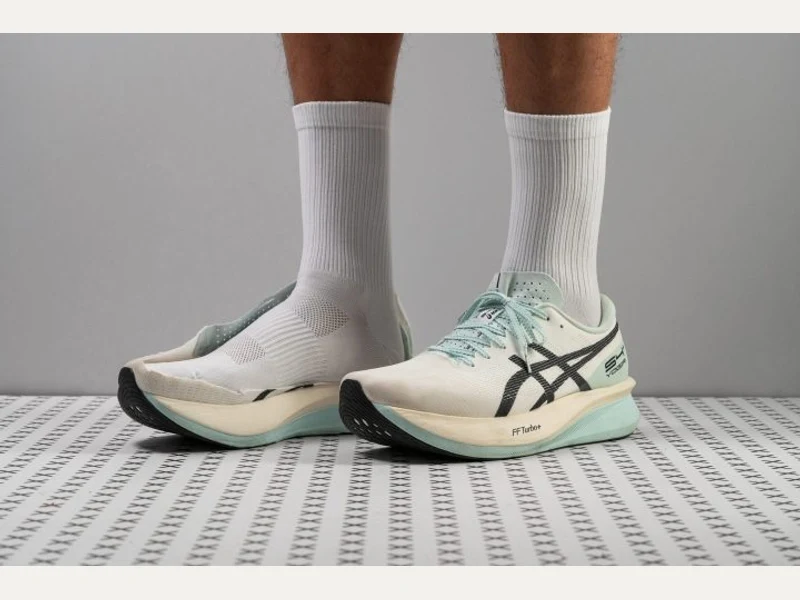 ASICS S 4 Yogiri