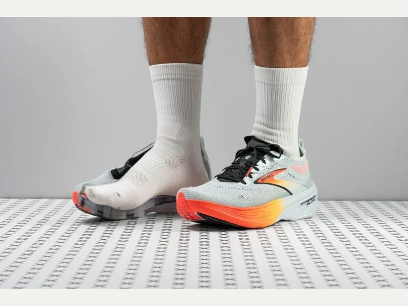 Brooks Hyperion Elite 4