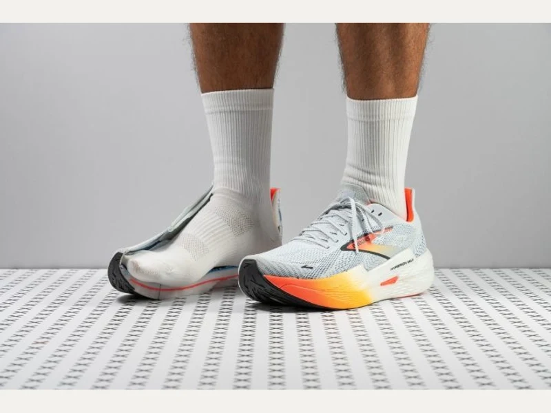 Brooks Hyperion MAX 2