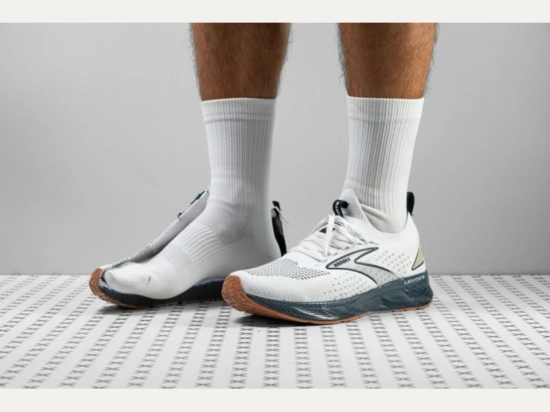 Brooks Levitate Stealthfit 6