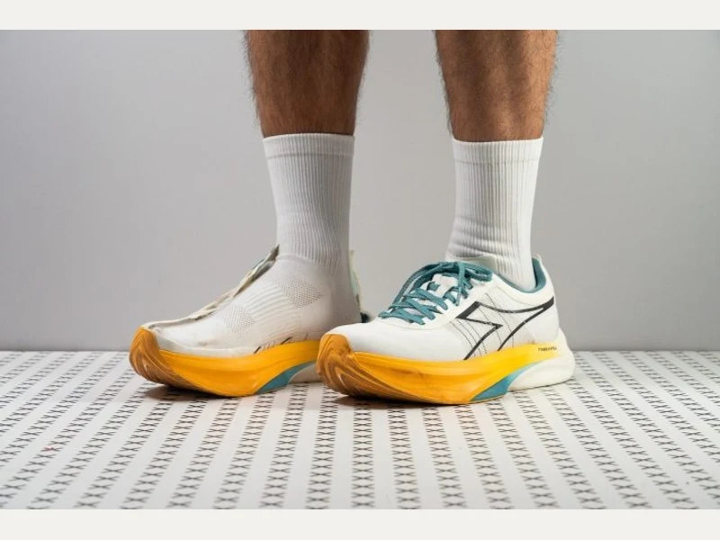 Diadora Gara Carbon