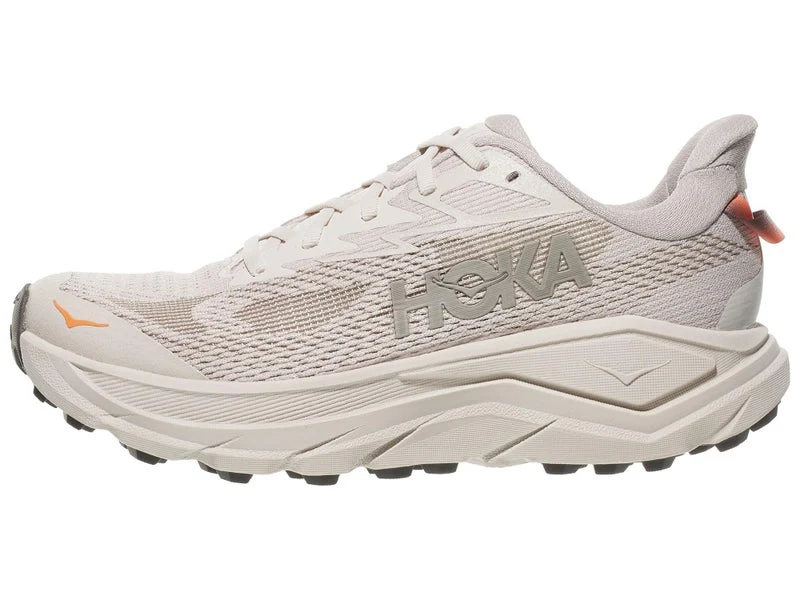 Hoka Challenger 8