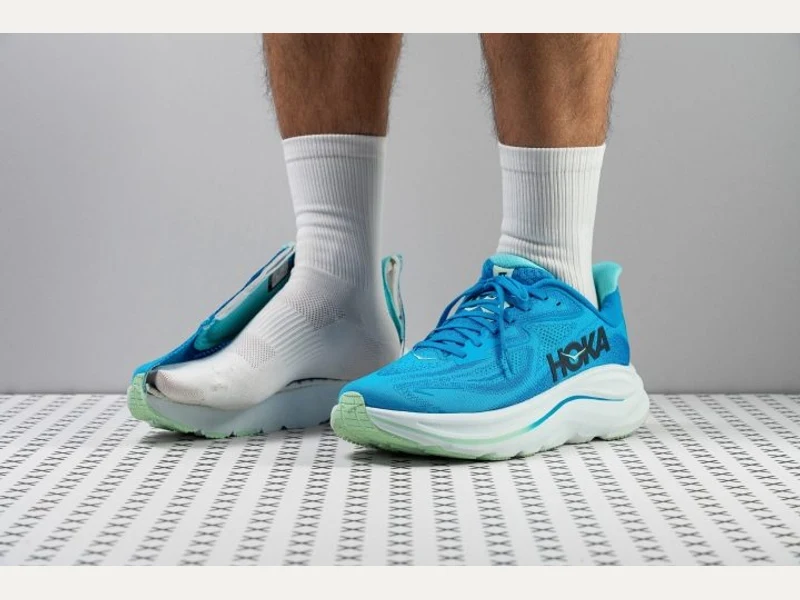 Hoka Clifton 10
