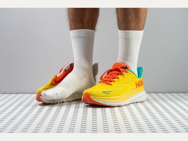 Hoka Clifton 9