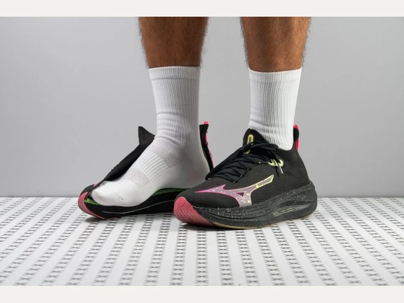 Mizuno NEO Vista