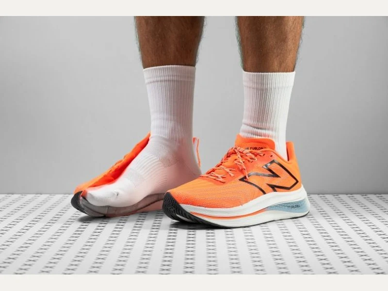 New Balance Fuel Cell Super Comp Trainer V 2