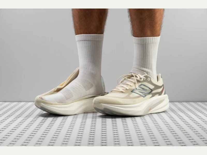 New Balance Super Comp Rebel