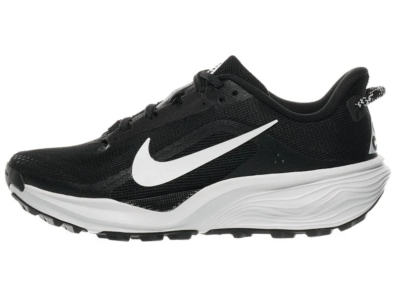 Nike ACG Pegasus Trail