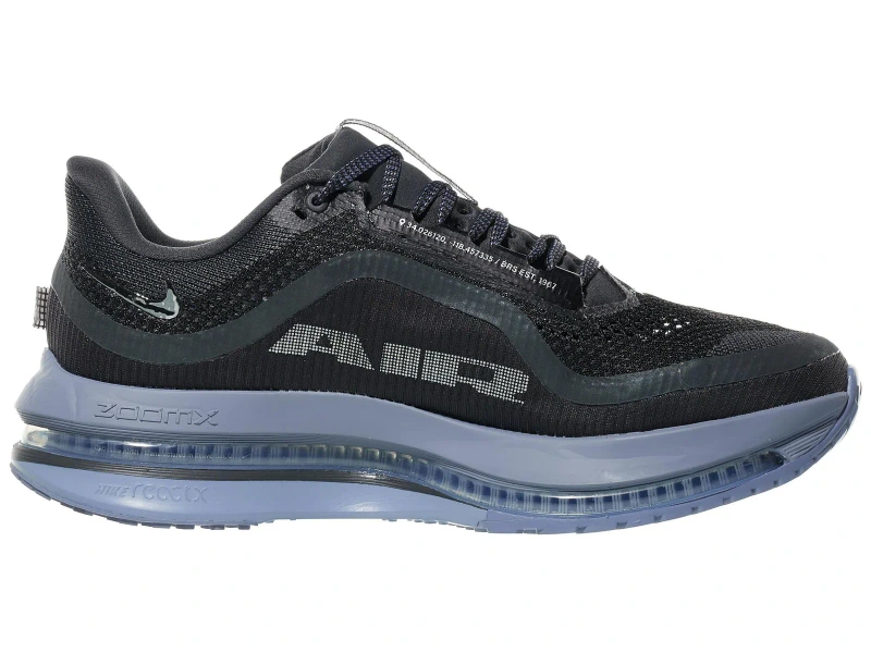 Outsole detail