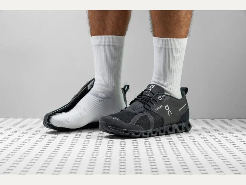 On Cloud Waterproof
