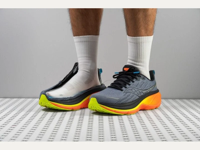 Saucony Hurricane 25