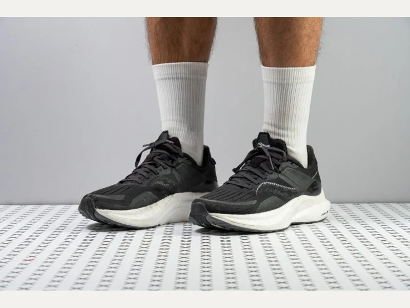 Saucony Tempus